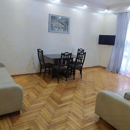 Apartment On 26 May Str 바투미 외부 사진
